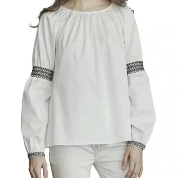Elizabeth and James Tops - Elizabeth and James White Embroidered Boho
Peasant Blouse Long Sleeve Size Small